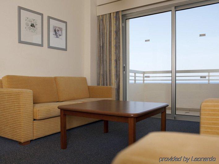Sentido Kouzalis Beach Hotel Protaras Chambre photo