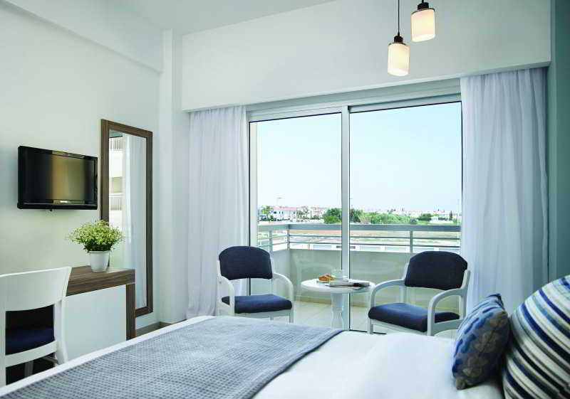 Sentido Kouzalis Beach Hotel Protaras Extérieur photo