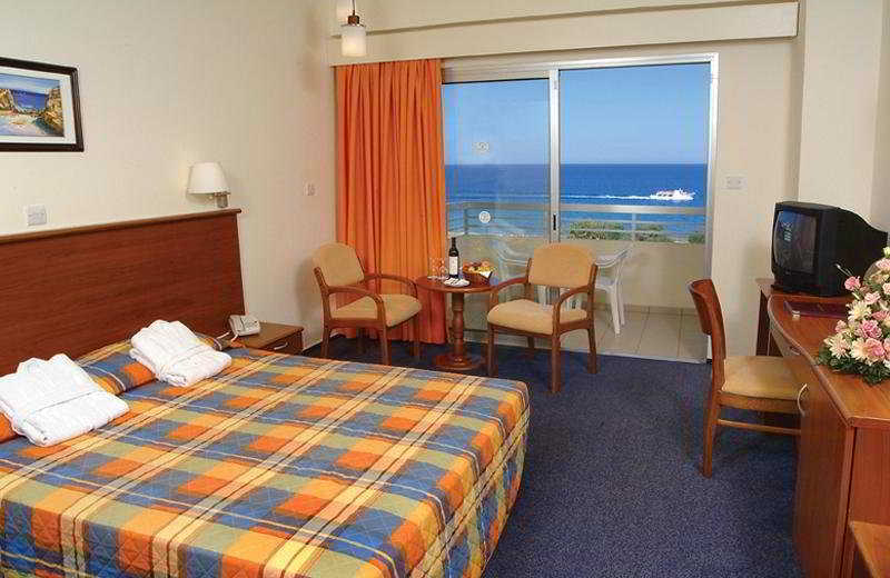 Sentido Kouzalis Beach Hotel Protaras Extérieur photo